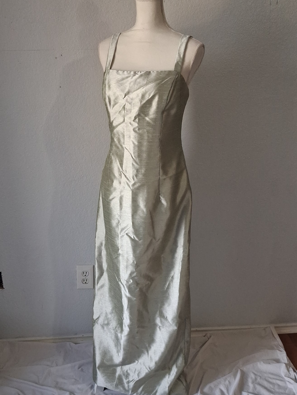 Satin Square-Neck Maxi Dress in Green